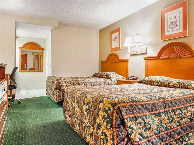 Rodeway Inn Mount Laurel Hwy 73 Exteriör bild
