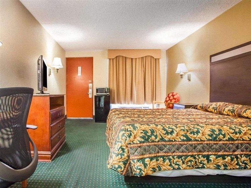 Rodeway Inn Mount Laurel Hwy 73 Exteriör bild