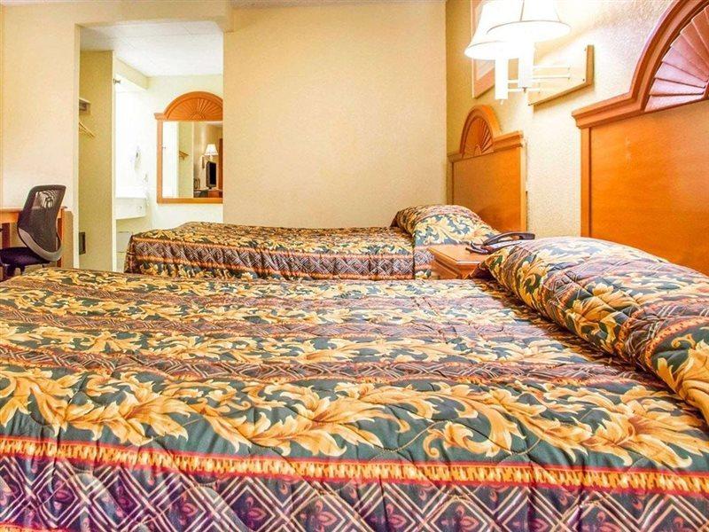Rodeway Inn Mount Laurel Hwy 73 Exteriör bild