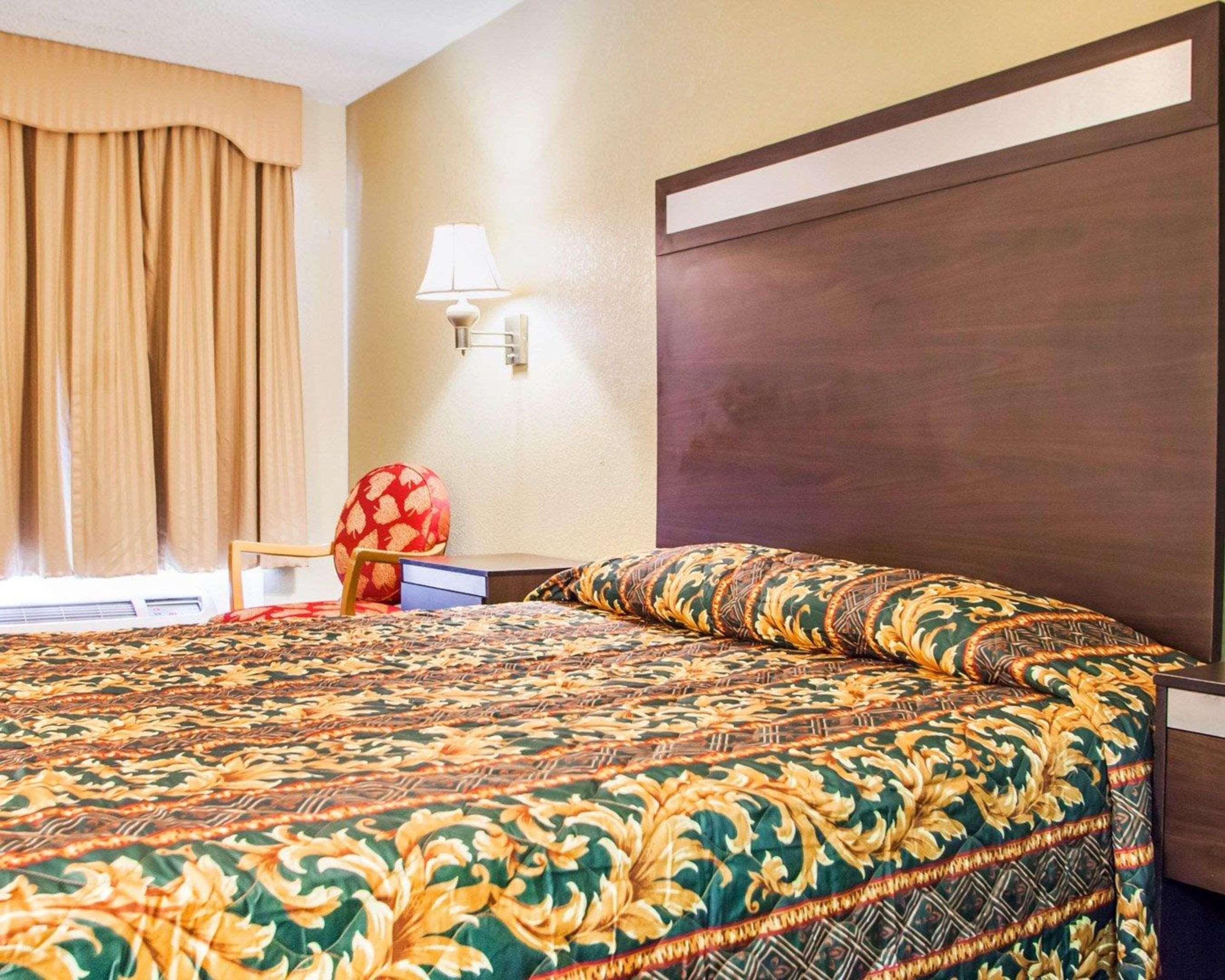 Rodeway Inn Mount Laurel Hwy 73 Exteriör bild