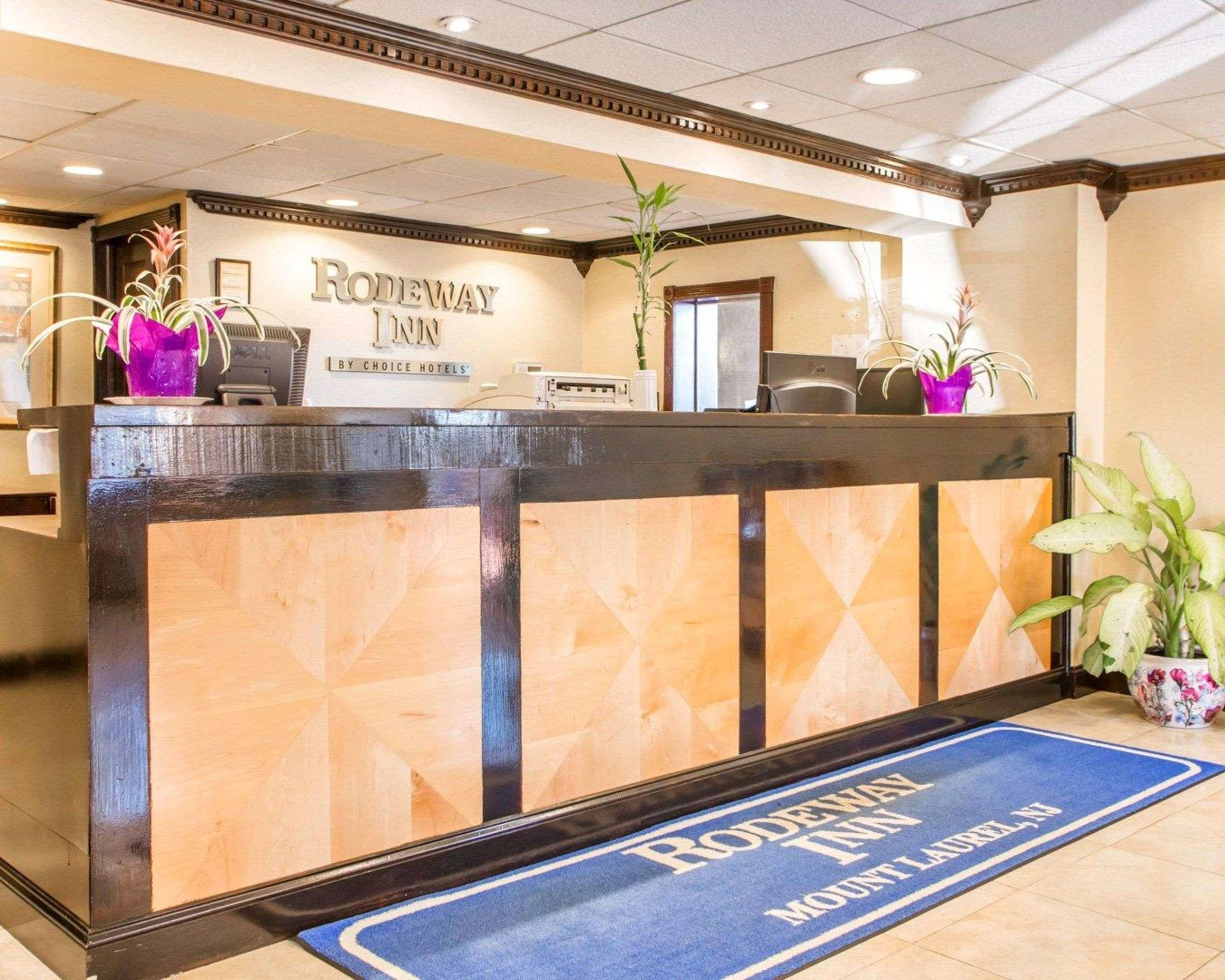Rodeway Inn Mount Laurel Hwy 73 Exteriör bild